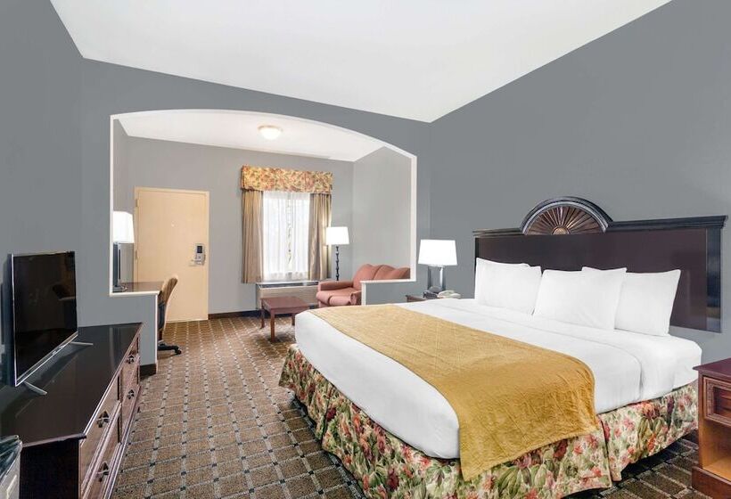 Hotel Baymont By Wyndham Mobile/tillmans Corner