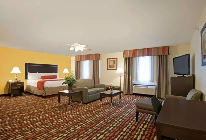 هتل Best Western Greentree Inn & Suites