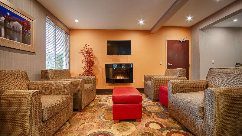 호텔 Comfort Inn & Suites