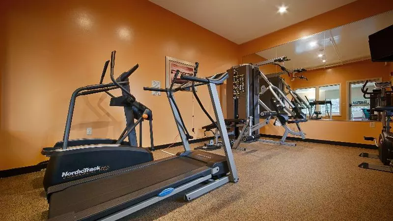 호텔 Comfort Inn & Suites