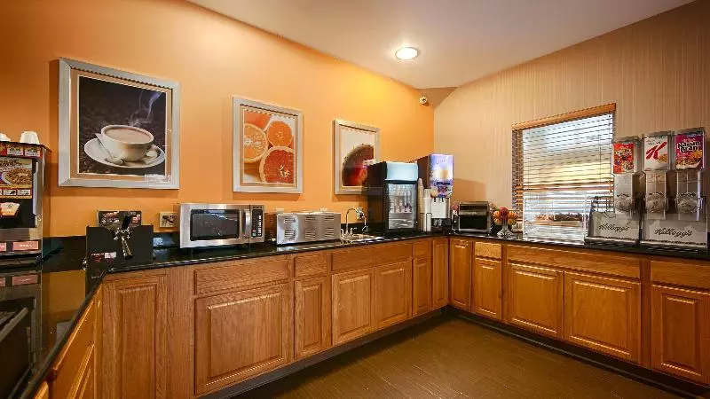 호텔 Comfort Inn & Suites