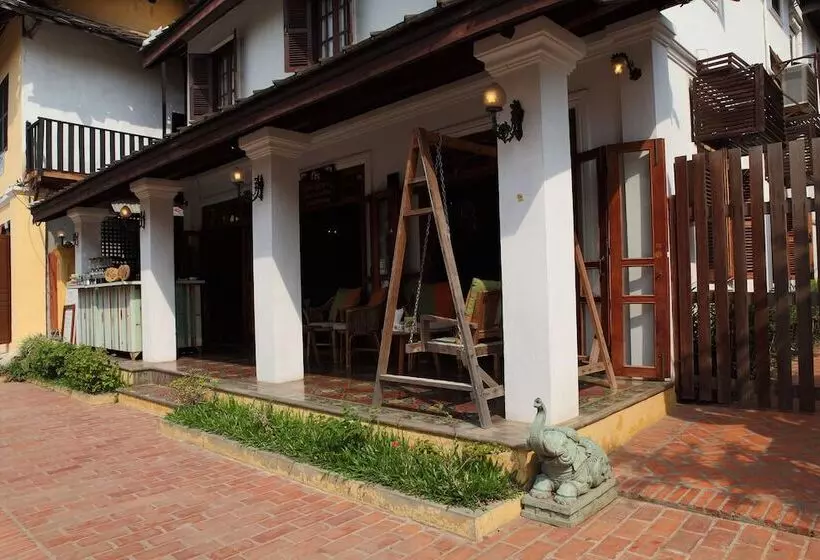 Отель Cafe De Laos