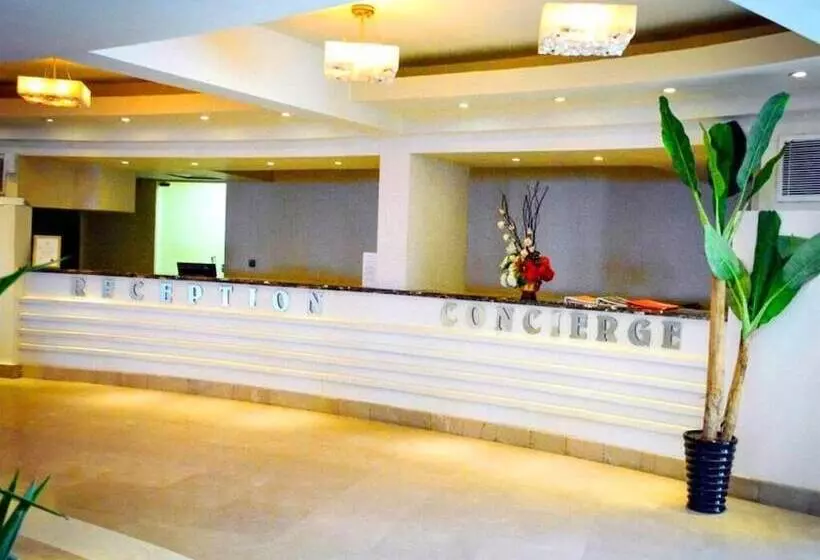 فندق Coral Sun Beach