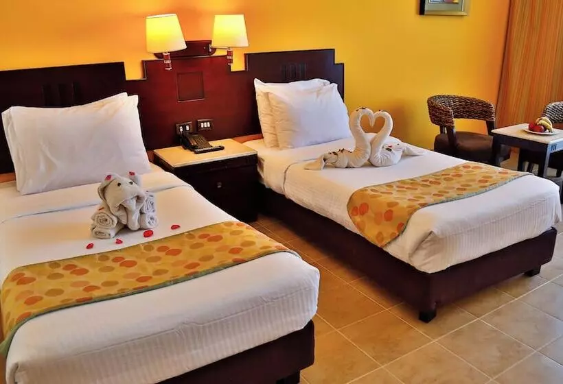 فندق Coral Sun Beach