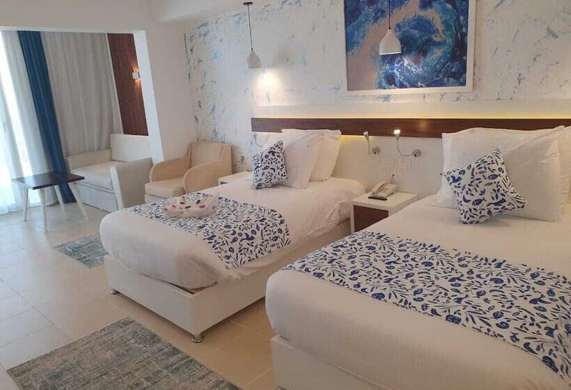 هتل Coral Sun Beach