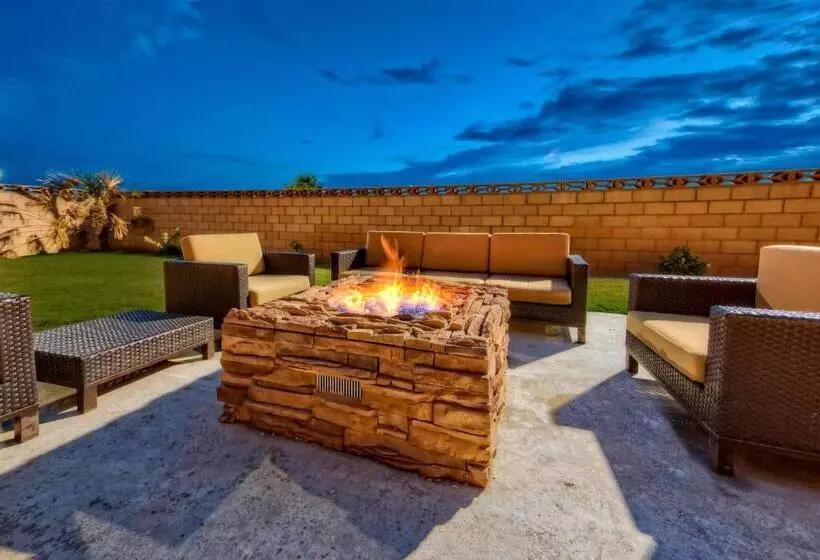 هتل Courtyard By Marriott Midland