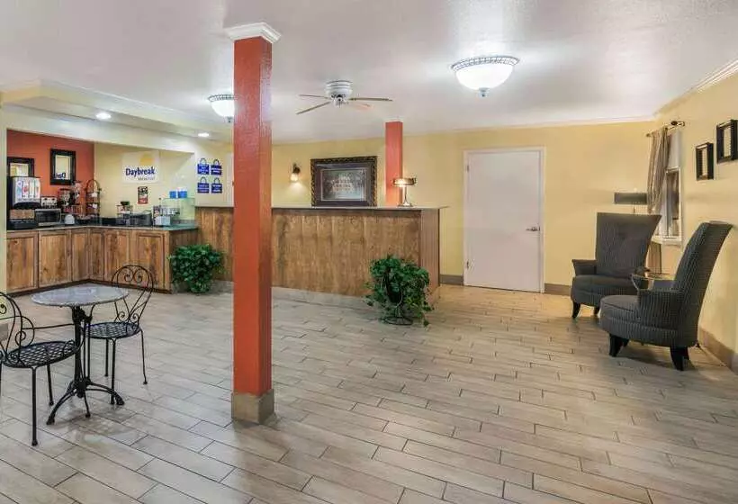 ホテル Days Inn By Wyndham Natchitoches