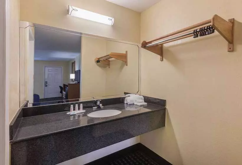 ホテル Days Inn By Wyndham Natchitoches