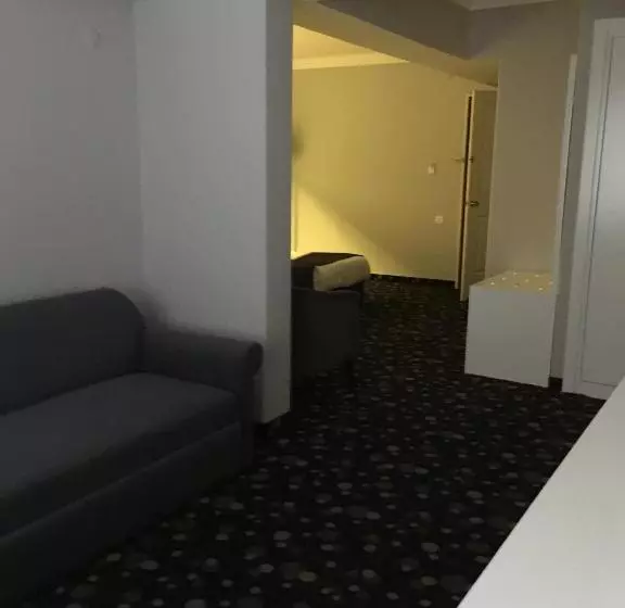 酒店 Eken Prestige