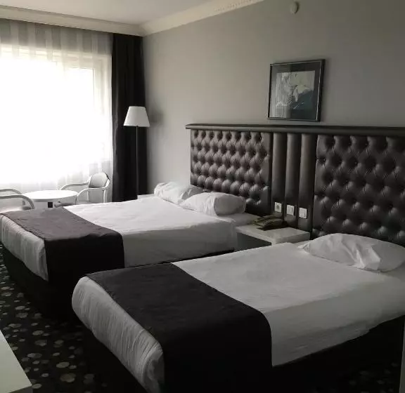 酒店 Eken Prestige