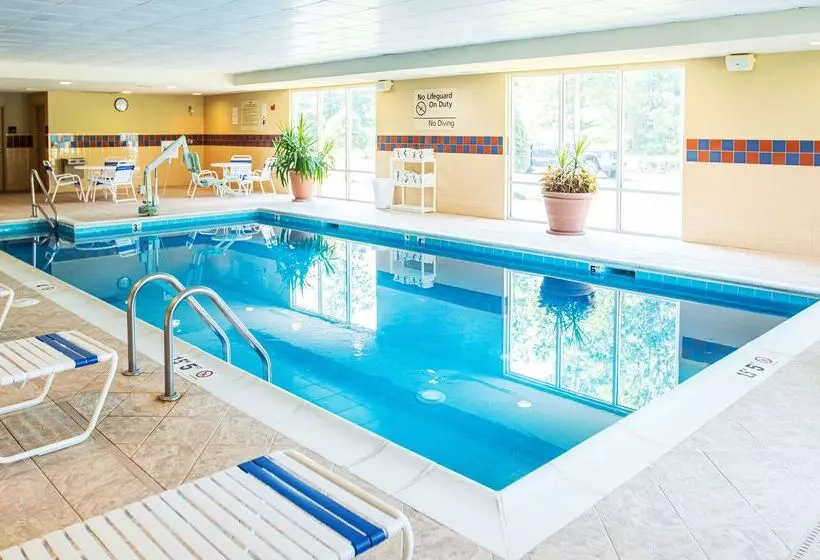 ホテル Hampton Inn Gloucester