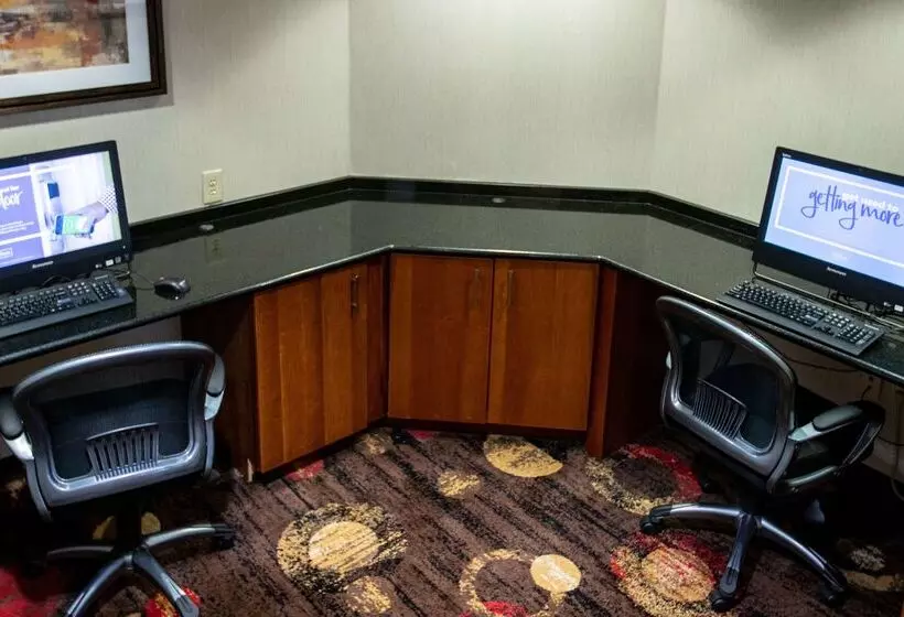 ホテル Hampton Inn Gloucester