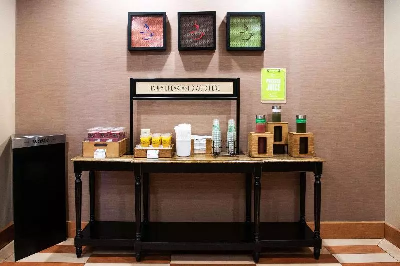 ホテル Hampton Inn Gloucester