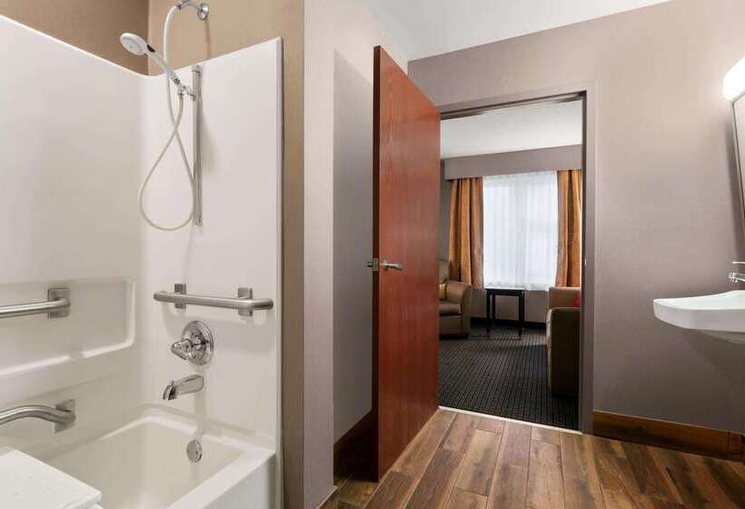 فندق Hawthorn Suites By Wyndham Lancaster