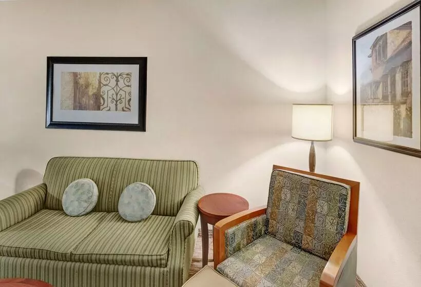 호텔 Hilton Garden Inn Oklahoma City North Quail Springs