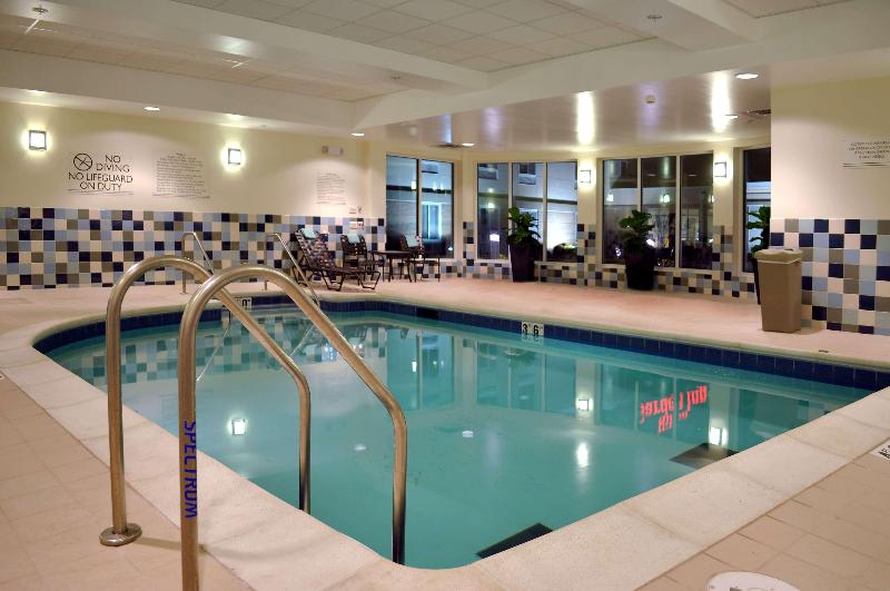 فندق Hilton Garden Inn St. Louis Airport