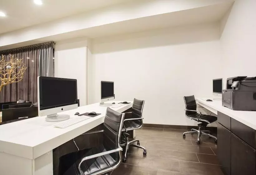 酒店 Holiday Inn Express & Suites Amarillo West, An Ihg