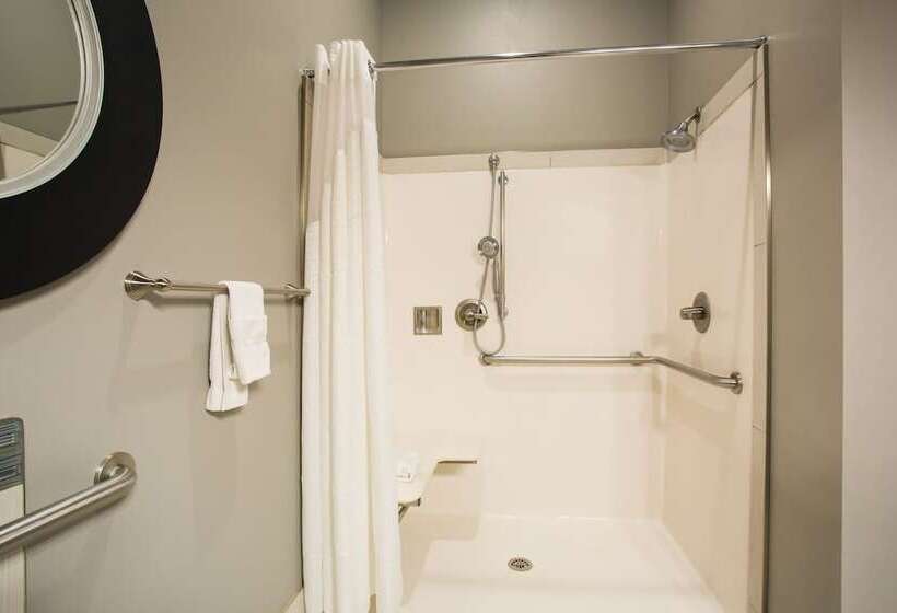 Отель Holiday Inn Express & Suites Amarillo West, An Ihg