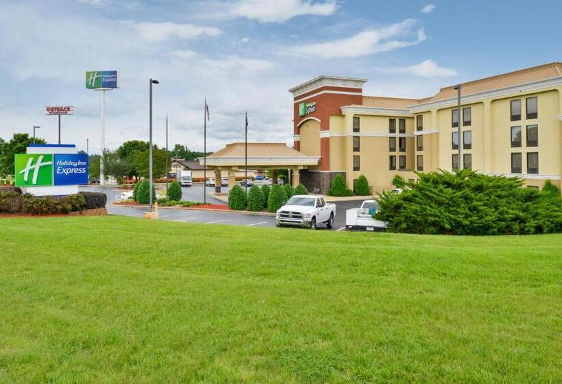 Отель Holiday Inn Express Burlington, An Ihg
