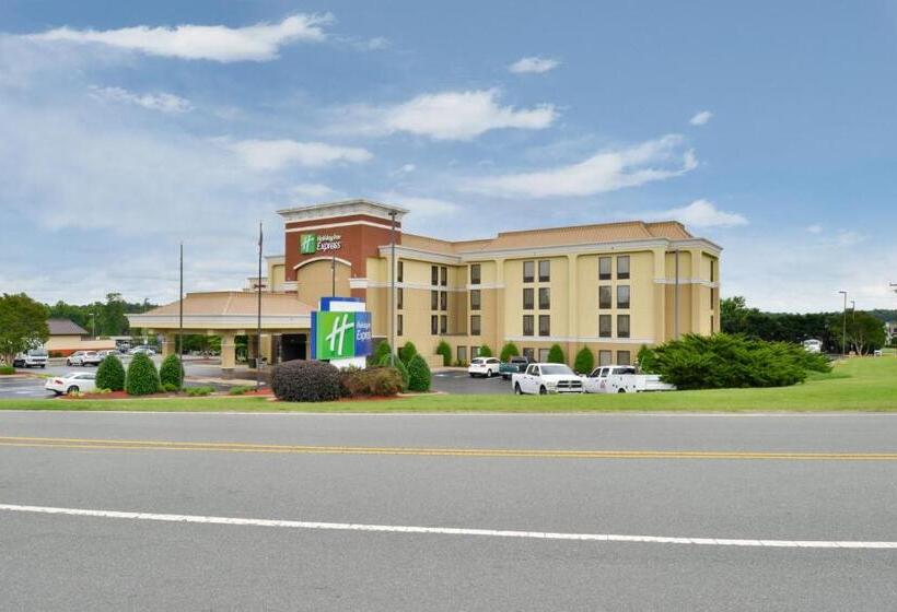Отель Holiday Inn Express Burlington, An Ihg