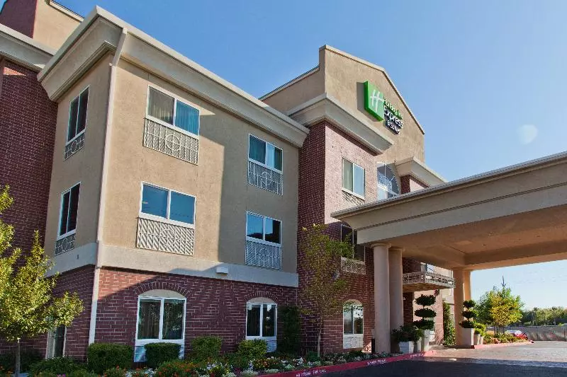 호텔 Holiday Inn Express & Suites Sacramento Ne Cal Expo, An Ihg