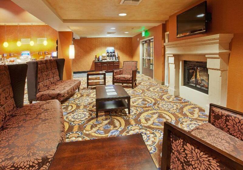 Otel Holiday Inn Express & Suites Sacramento Ne Cal Expo, An Ihg