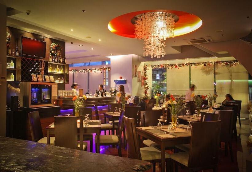 Lancaster Hotel Manila