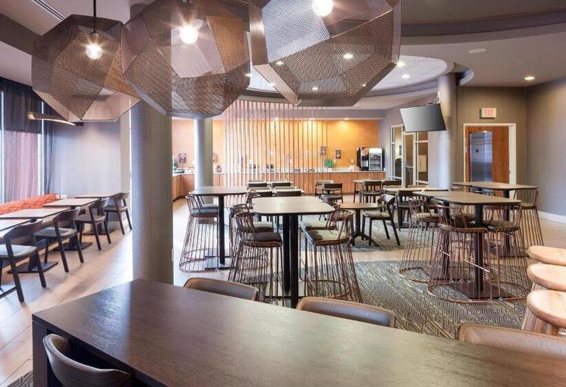 هتل Springhill Suites By Marriott Salt Lake City Airport