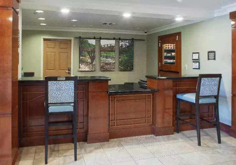 Отель Staybridge Suites Fayetteville, An Ihg
