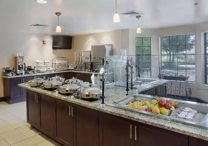 Отель Staybridge Suites Fayetteville, An Ihg