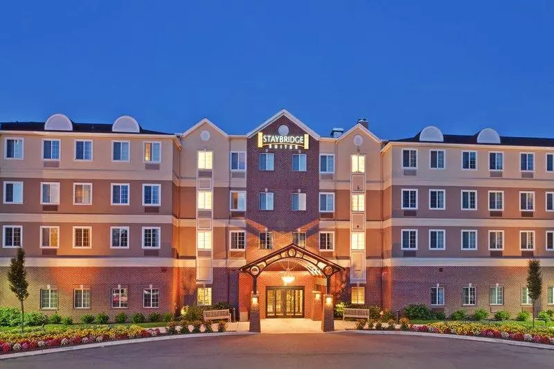 Otel Staybridge Suites Rochester University, An Ihg