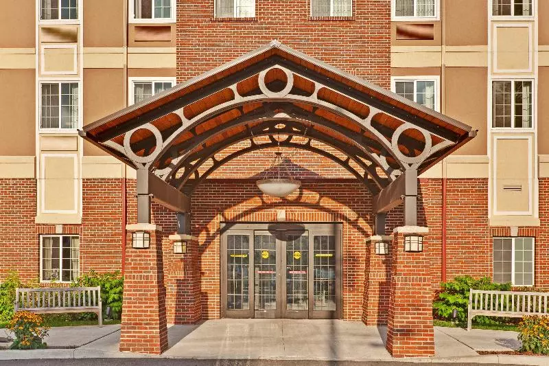 Otel Staybridge Suites Rochester University, An Ihg