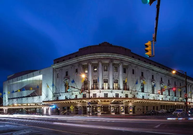 Otel Staybridge Suites Rochester University, An Ihg