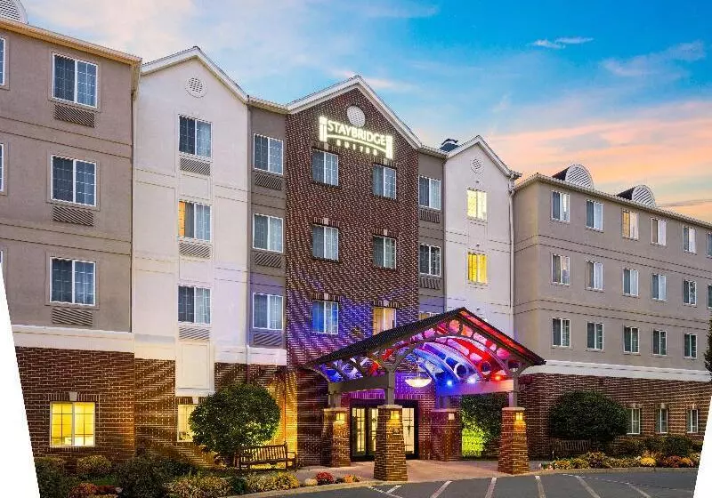 Otel Staybridge Suites Rochester University, An Ihg