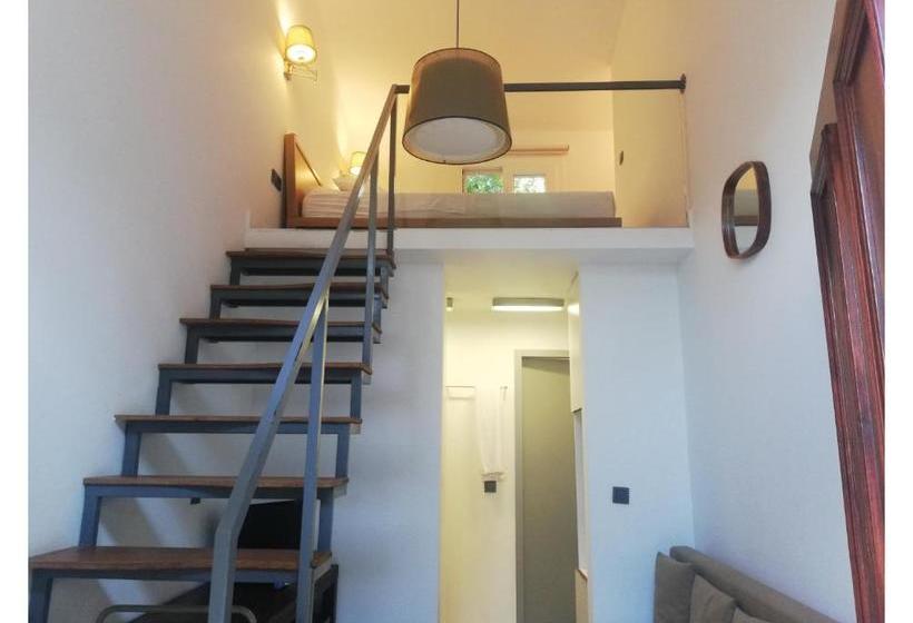 ホテル Nomia Boutique