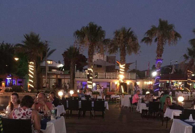 ホテル Nomia Boutique