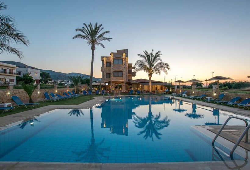 Danelis Studios & Apartments