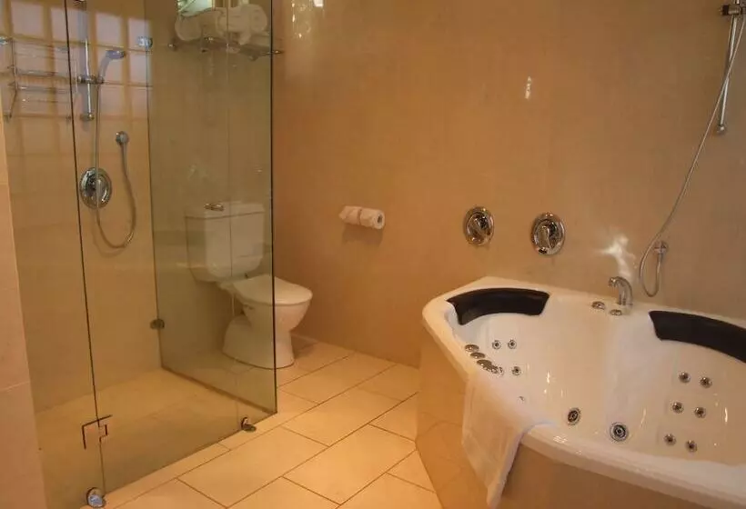 Hotelli North Adelaide Heritage Cottages & Apartments