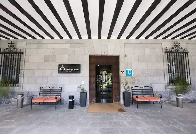 酒店 Arrupe