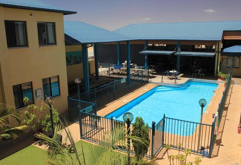 호텔 Ningaloo Club Backpackers