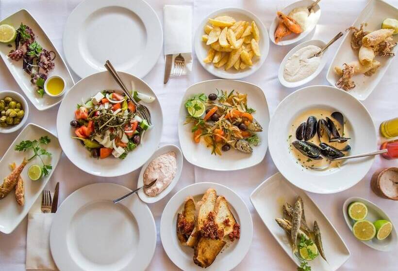 فندق Captain Karas Holidays Apartments