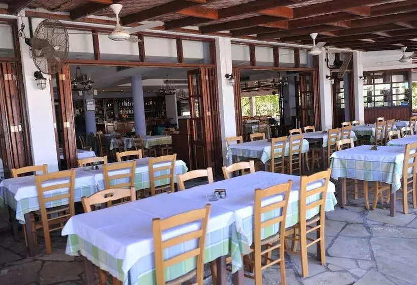 فندق Captain Karas Holidays Apartments