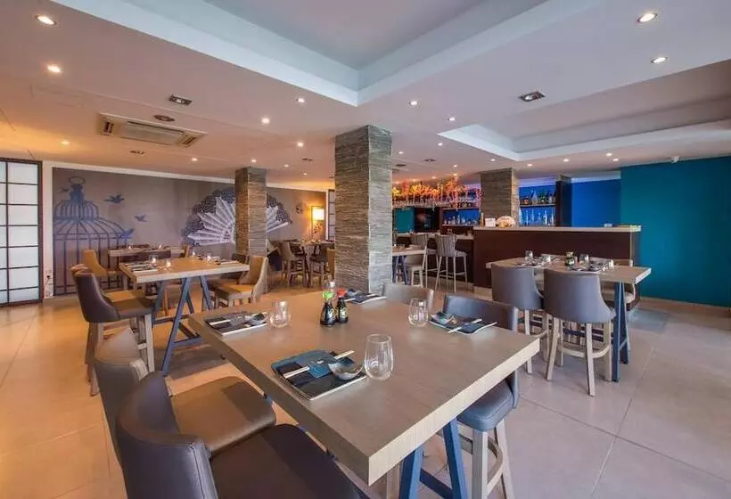 فندق Captain Karas Holidays Apartments