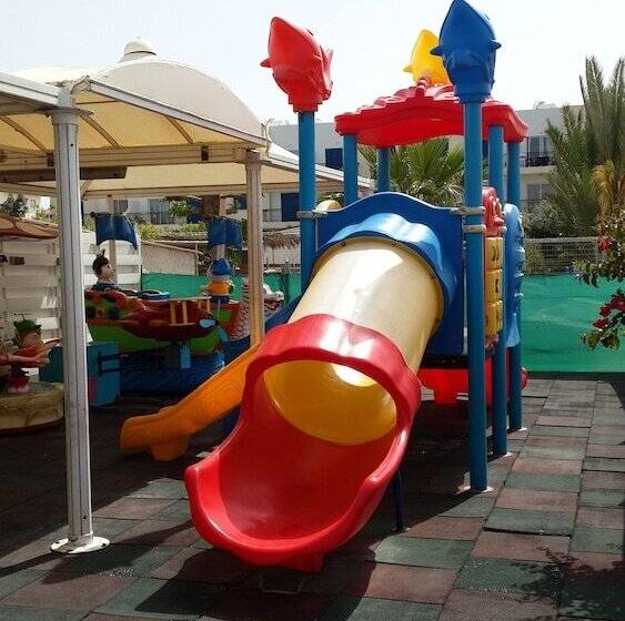 فندق Captain Karas Holidays Apartments