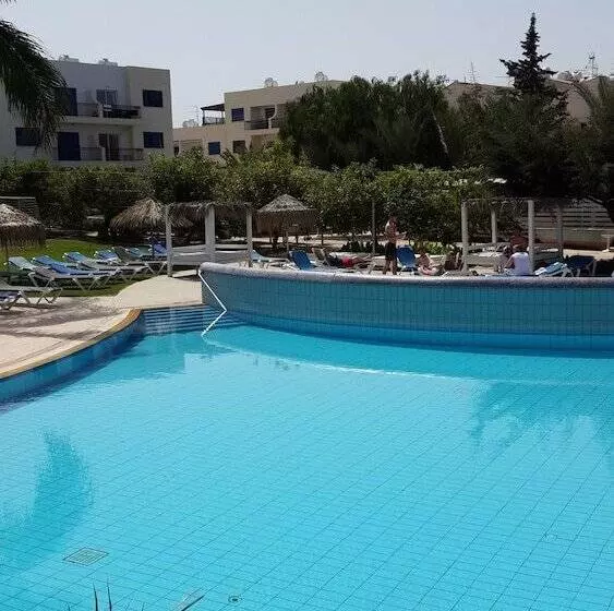 فندق Captain Karas Holidays Apartments