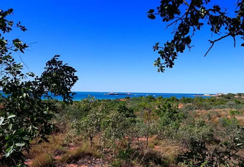 Отель Habitat Resort