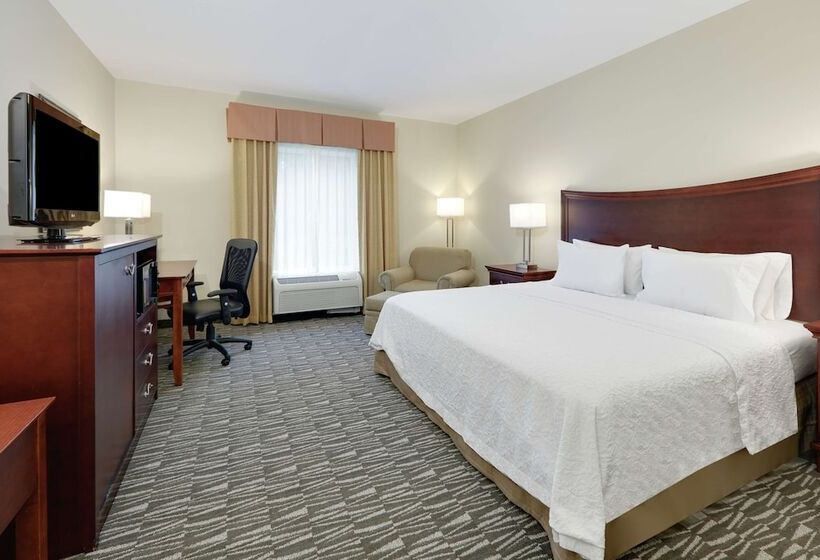 בית מלון כפרי Hampton Inn & Suites Southern Pines Pinehurst