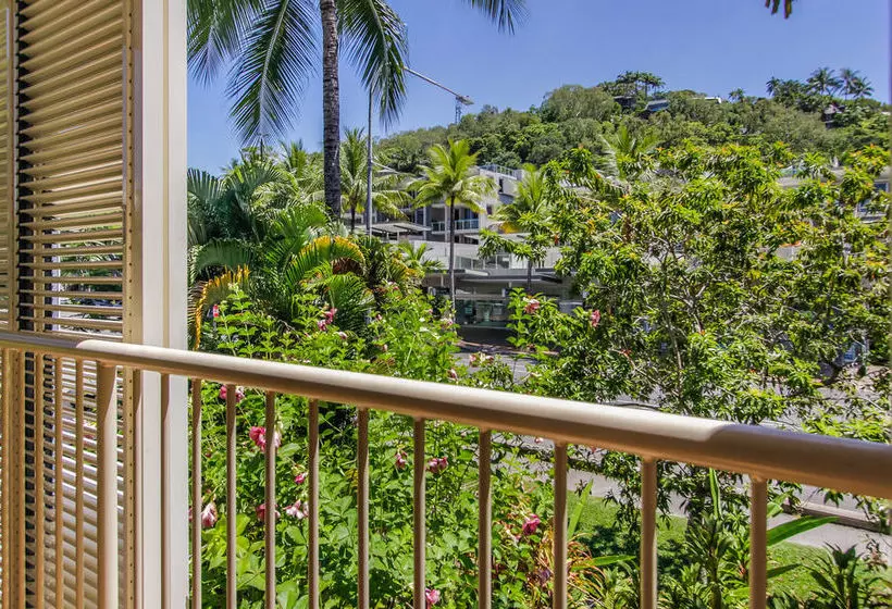Hotel Port Douglas Apartments   Adults Only Oasis