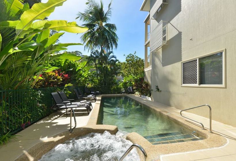 فندق Port Douglas Apartments   Adults Only Oasis