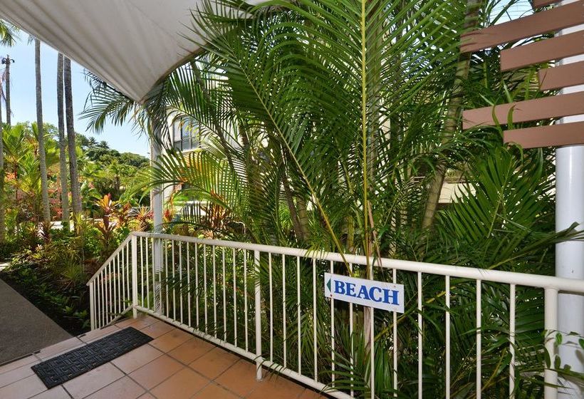 فندق Port Douglas Apartments   Adults Only Oasis